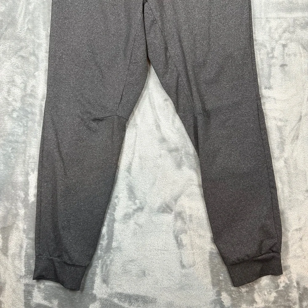 Lululemon ABC Jogger Heathered Grey Mens Size M Slim Fit Performance Pants